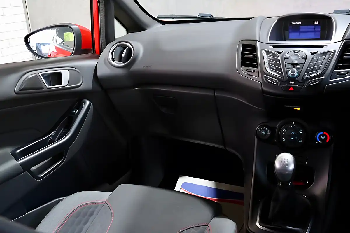 Used 2017 Ford Fiesta ST-Line Red - Interior and Exterior details 11