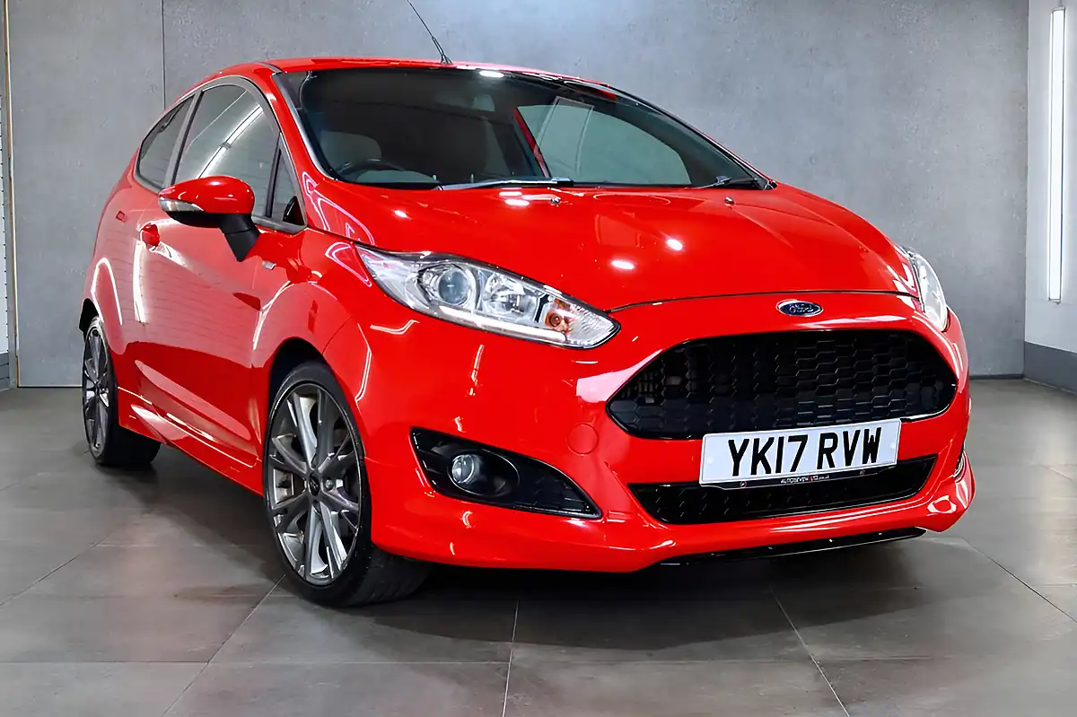 Used 2017 Ford Fiesta ST-Line Red - Interior and Exterior details 16