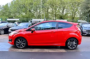 Used 2017 Ford Fiesta ST-Line Red - Interior and Exterior details 20
