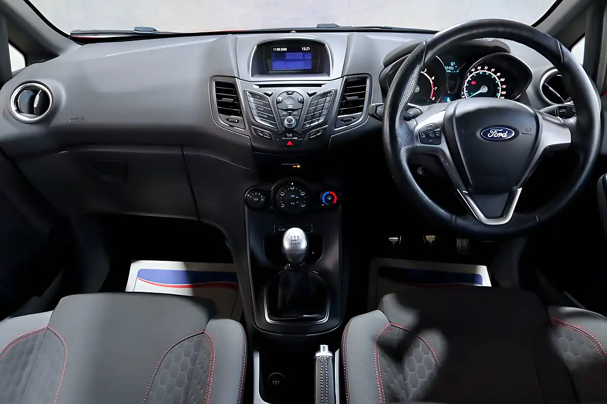 Used 2017 Ford Fiesta ST-Line Red - Interior and Exterior details 3