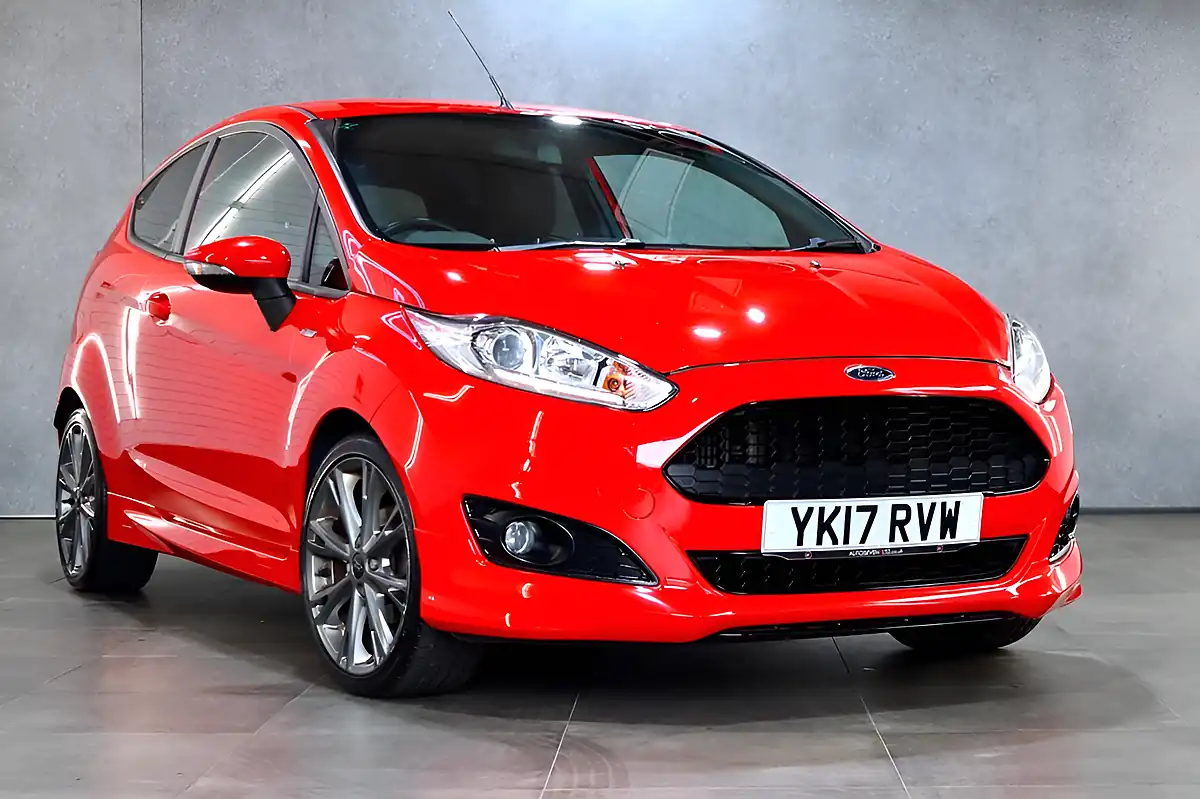 Used 2017 Ford Fiesta ST-Line Red - Interior and Exterior details 4