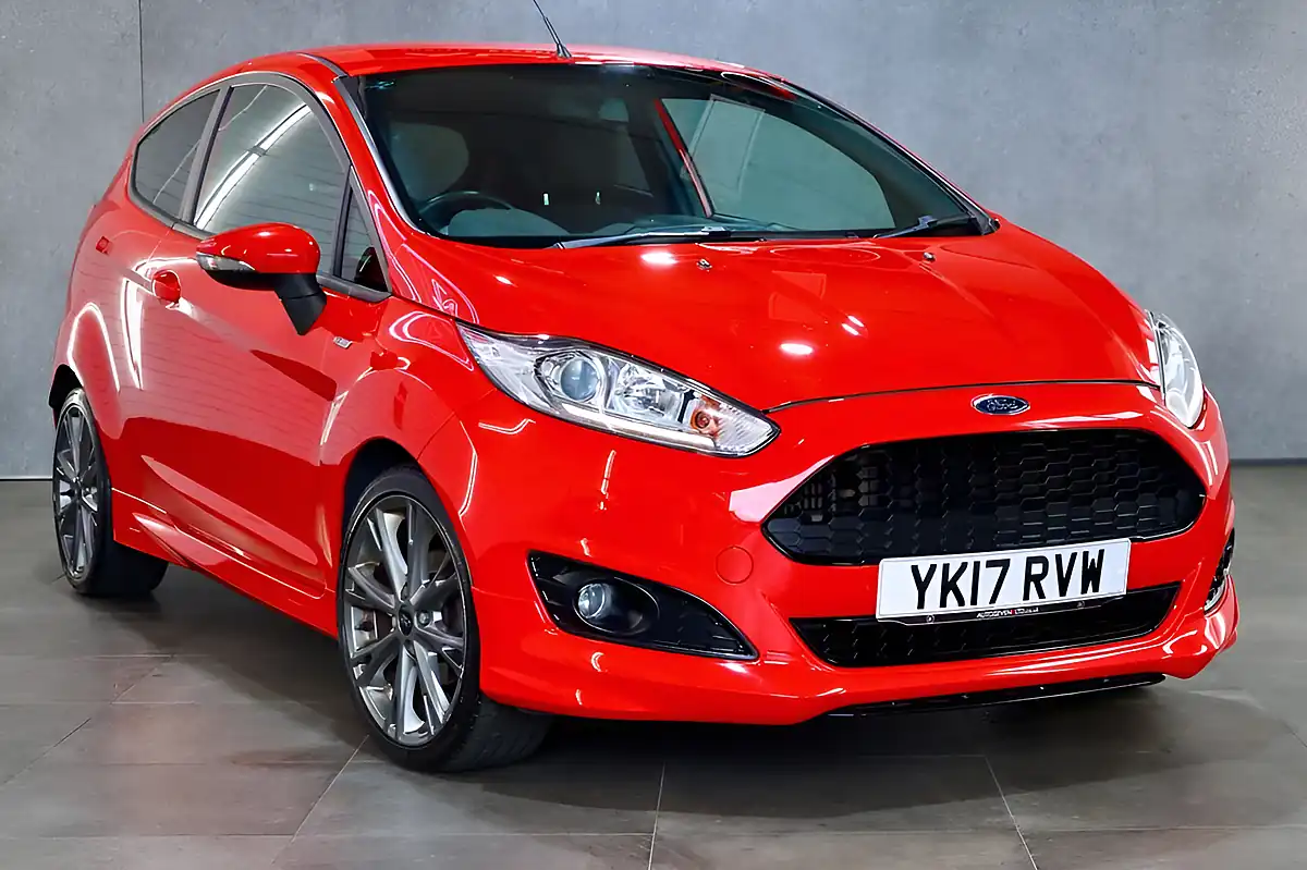 Used 2017 Ford Fiesta ST-Line Red - Interior and Exterior details 5
