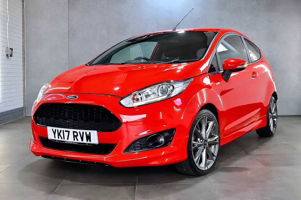 Used 2017 Ford Fiesta ST-Line Red - Interior and Exterior details 7
