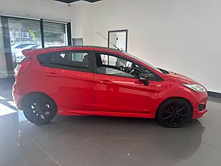 Used 2017 Ford Fiesta ST-Line Red - Interior and Exterior details 10