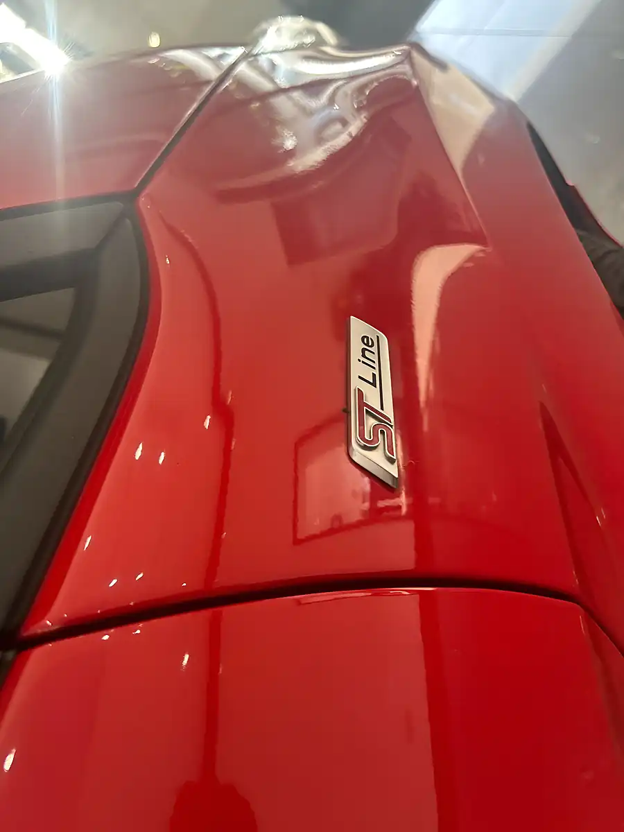 Used 2017 Ford Fiesta ST-Line Red - Interior and Exterior details 20