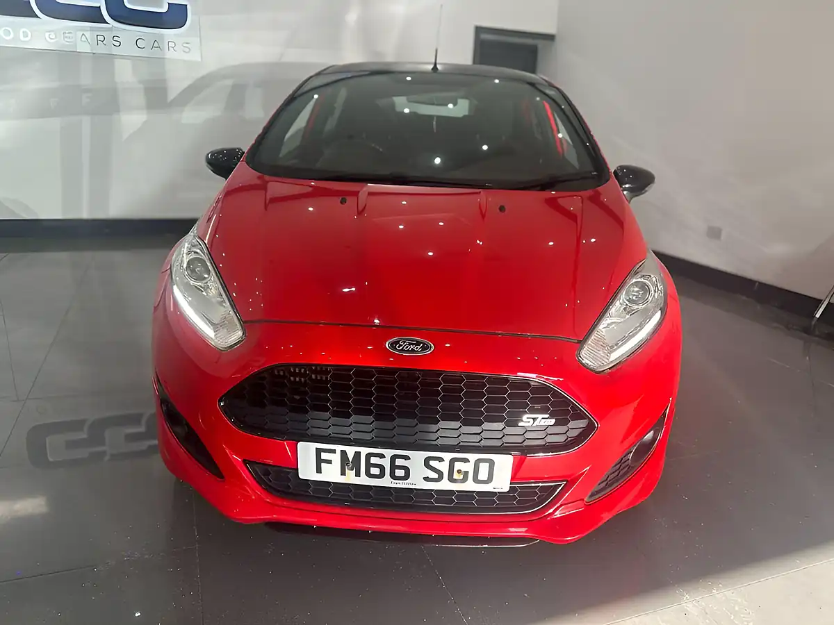 Used 2017 Ford Fiesta ST-Line Red - Interior and Exterior details 5