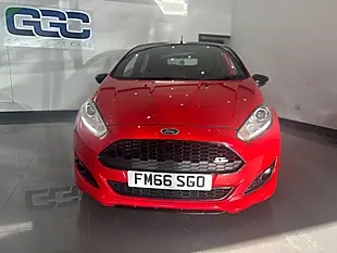 Used 2017 Ford Fiesta ST-Line Red - Interior and Exterior details 9