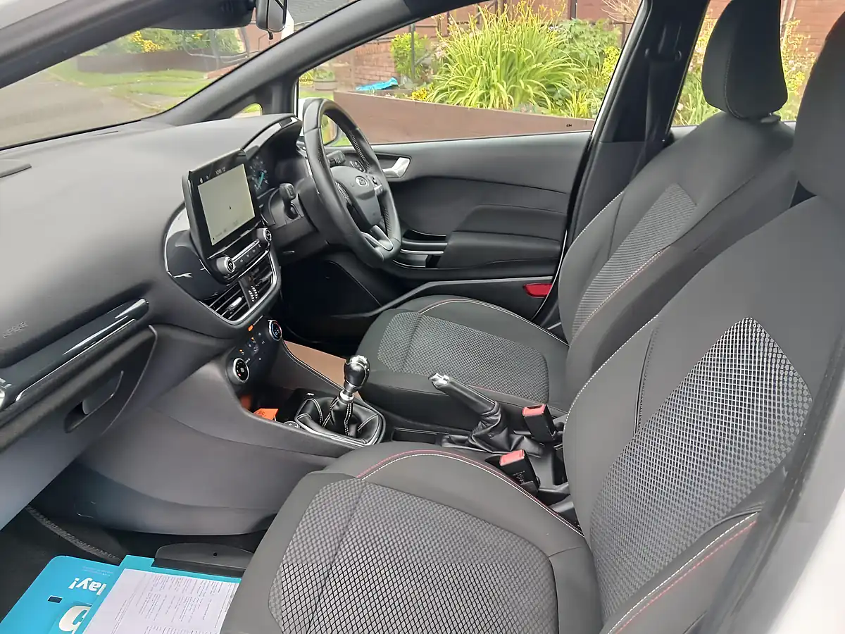 Used 2017 Ford Fiesta ST-Line White - Interior and Exterior details 10