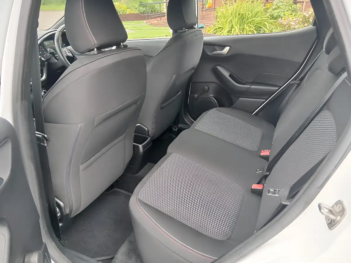 Used 2017 Ford Fiesta ST-Line White - Interior and Exterior details 11