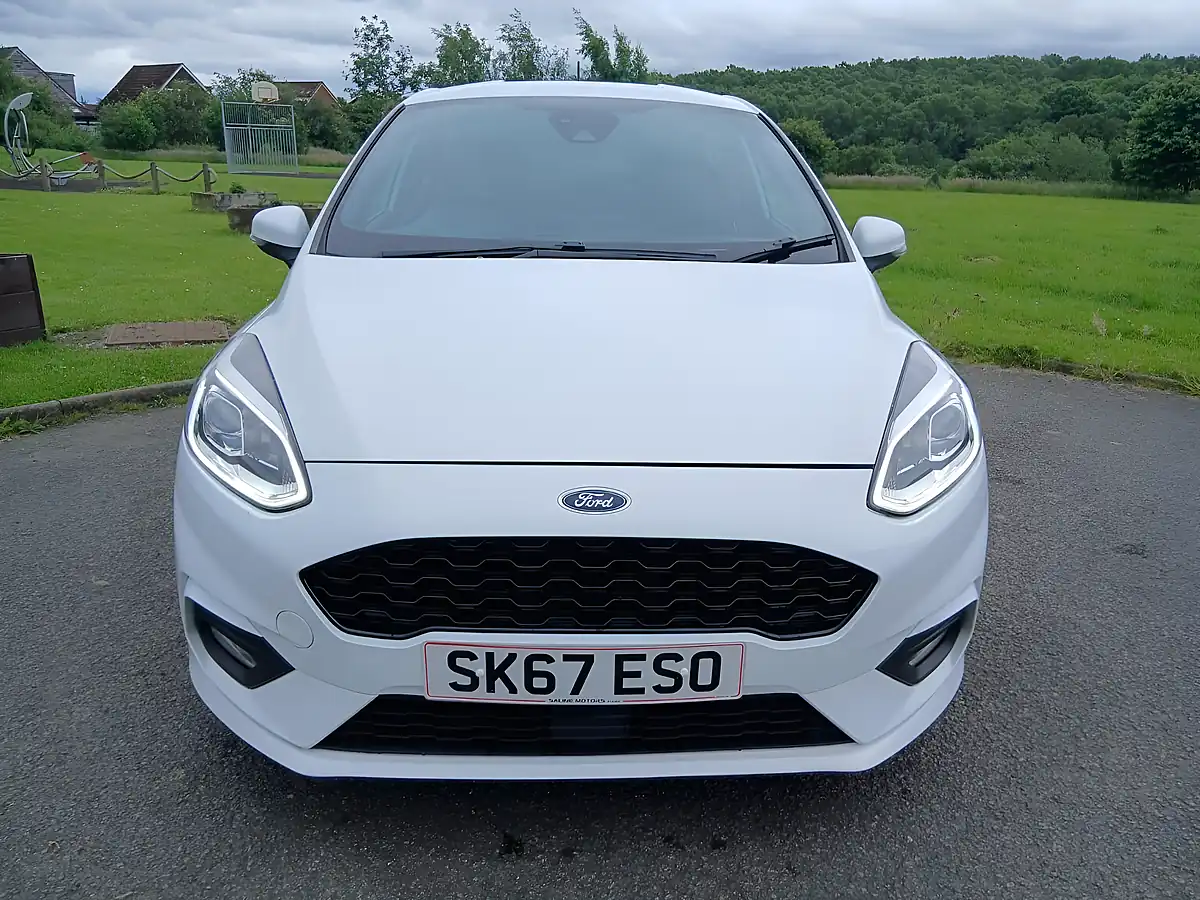 Used 2017 Ford Fiesta ST-Line White - Interior and Exterior details 3