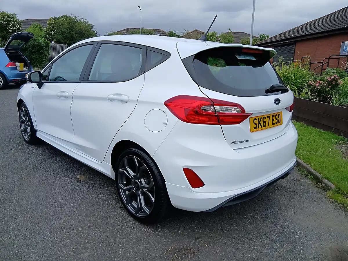Used 2017 Ford Fiesta ST-Line White - Interior and Exterior details 5