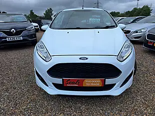 Used 2017 Ford Fiesta ST-Line White - Interior and Exterior details 11