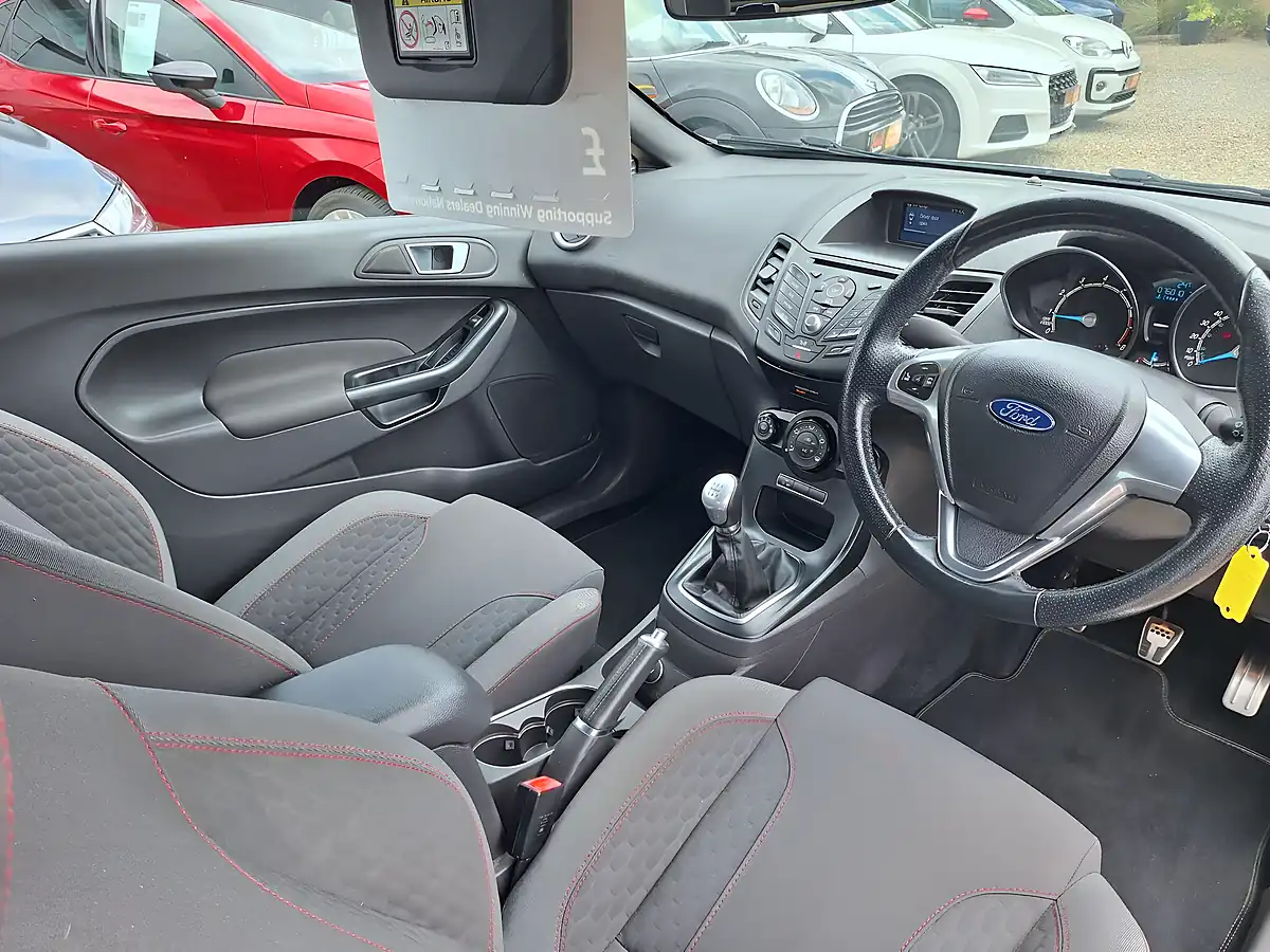 Used 2017 Ford Fiesta ST-Line White - Interior and Exterior details 14
