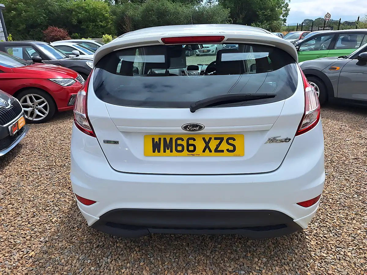 Used 2017 Ford Fiesta ST-Line White - Interior and Exterior details 15