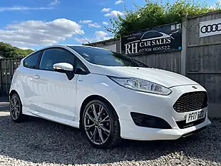 Used 2017 Ford Fiesta ST-Line White - Interior and Exterior details 11