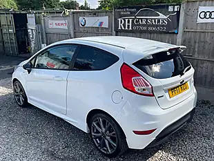 Used 2017 Ford Fiesta ST-Line White - Interior and Exterior details 7
