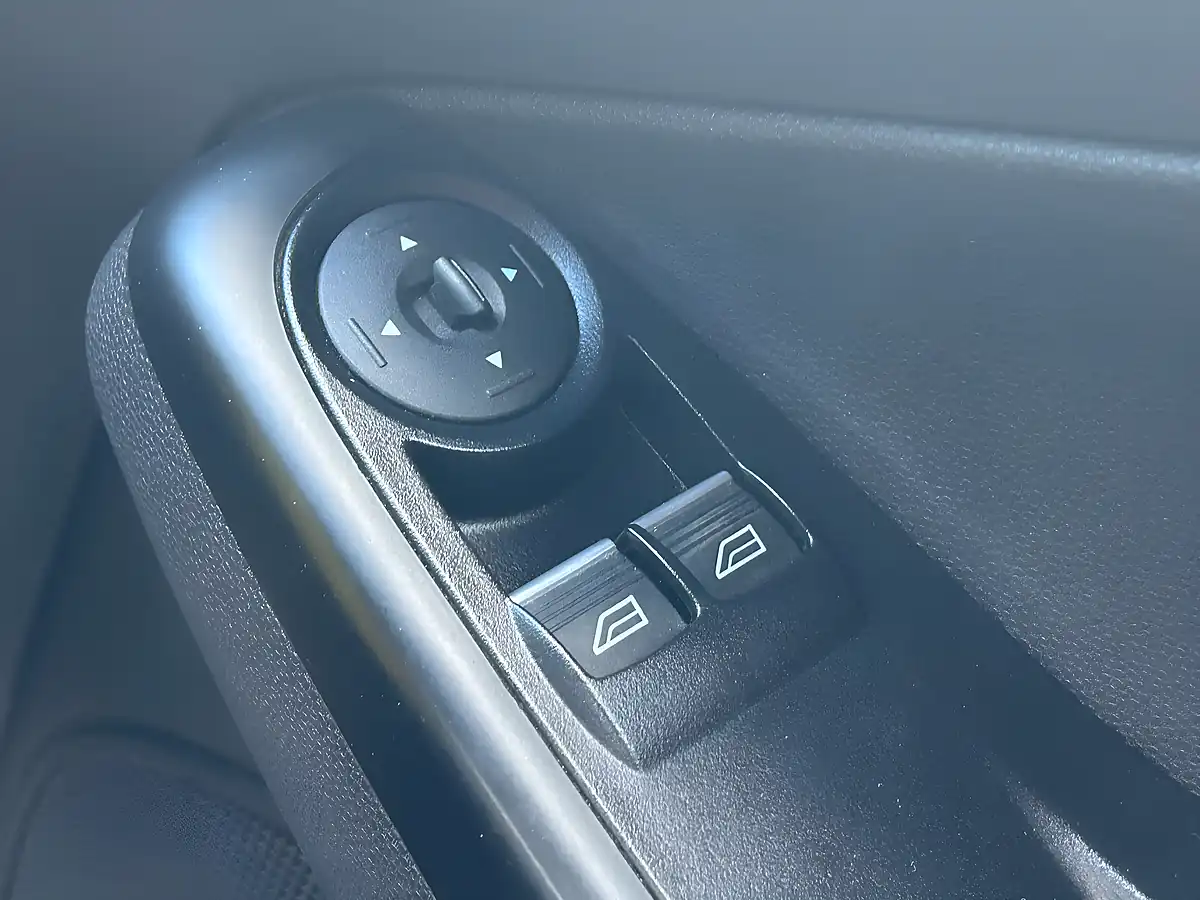 Used 2017 Ford Fiesta ST-Line White - Interior and Exterior details 11