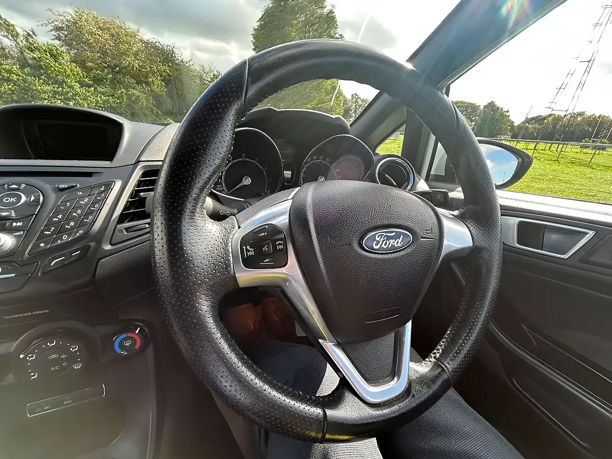 Used 2017 Ford Fiesta ST-Line White - Interior and Exterior details 15
