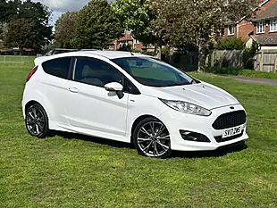 Used 2017 Ford Fiesta ST-Line White - Interior and Exterior details 2