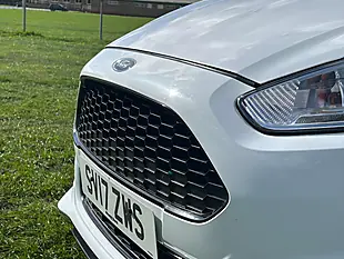 Used 2017 Ford Fiesta ST-Line White - Interior and Exterior details 9