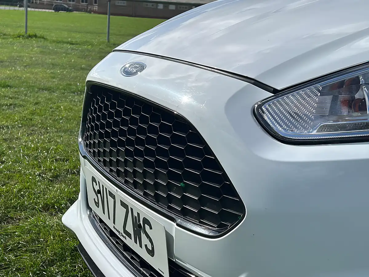 Used 2017 Ford Fiesta ST-Line White - Interior and Exterior details 9
