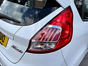 Used 2017 Ford Fiesta ST-Line White - Interior and Exterior details 19