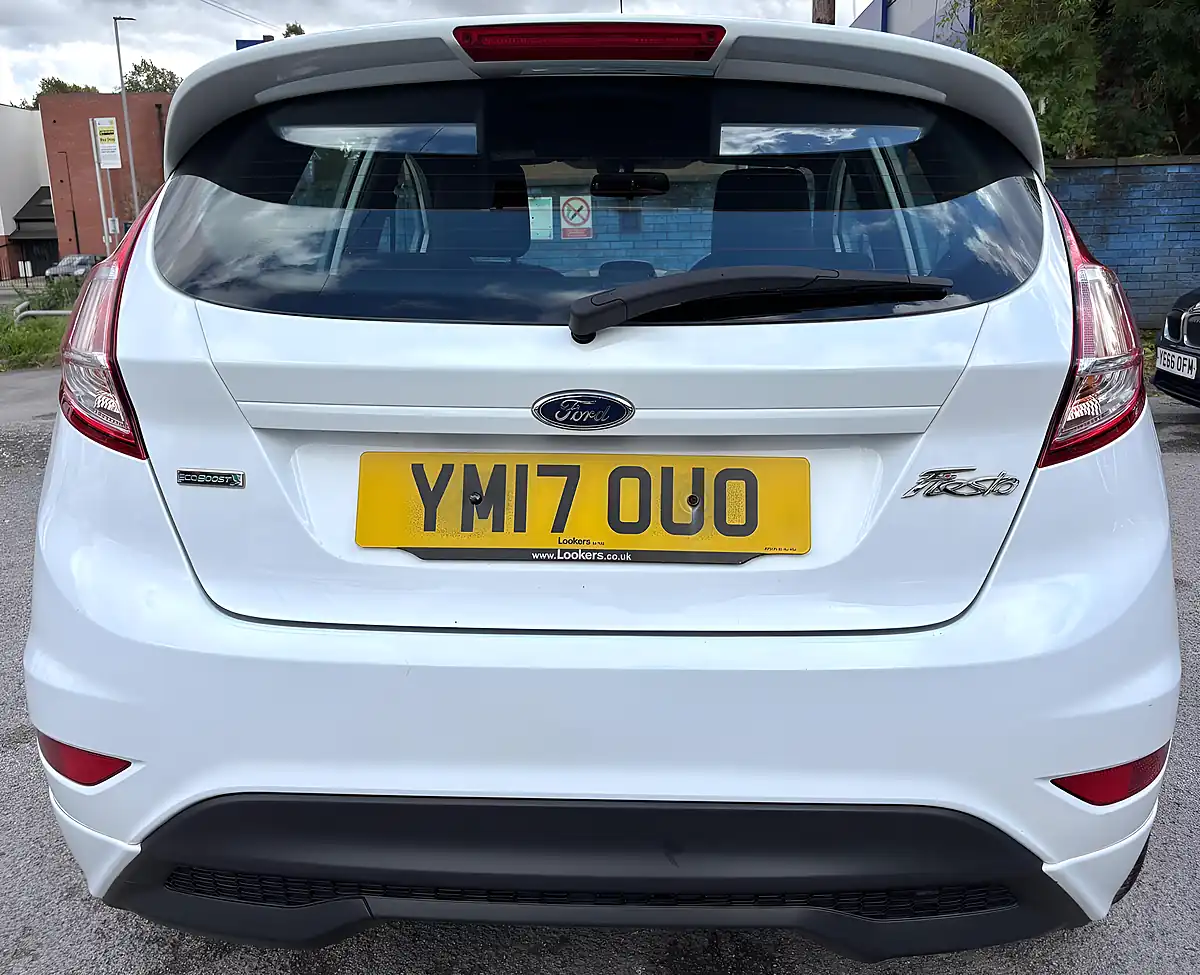 Used 2017 Ford Fiesta ST-Line White - Interior and Exterior details 7