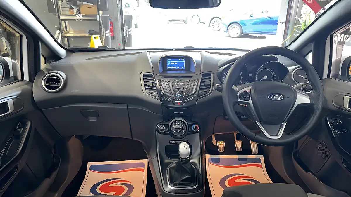 Used 2017 Ford Fiesta ST-Line White White - Interior and Exterior details 10