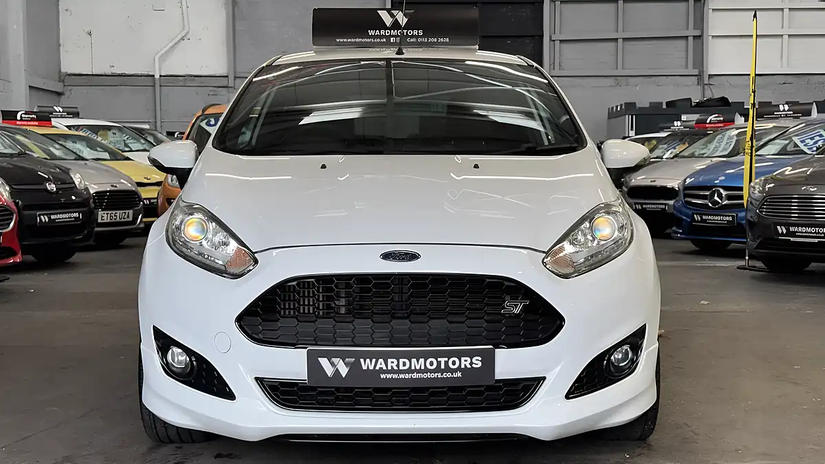 Used 2017 Ford Fiesta ST-Line White White - Interior and Exterior details 3