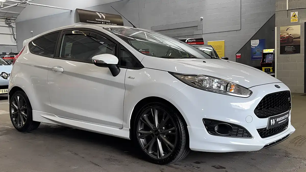 Used 2017 Ford Fiesta ST-Line White White - Interior and Exterior details 4