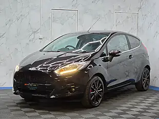 Used 2017 Ford Fiesta Titanium Black - Interior and Exterior details 4