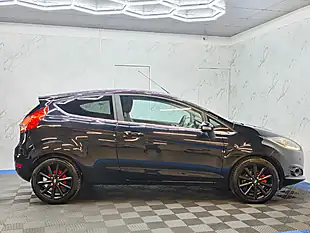 Used 2017 Ford Fiesta Titanium Black - Interior and Exterior details 8