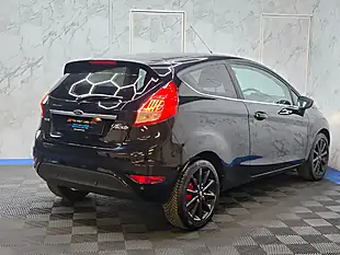 Used 2017 Ford Fiesta Titanium Black - Interior and Exterior details 9