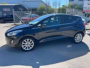 Used 2017 Ford Fiesta Titanium Black - Interior and Exterior details 16