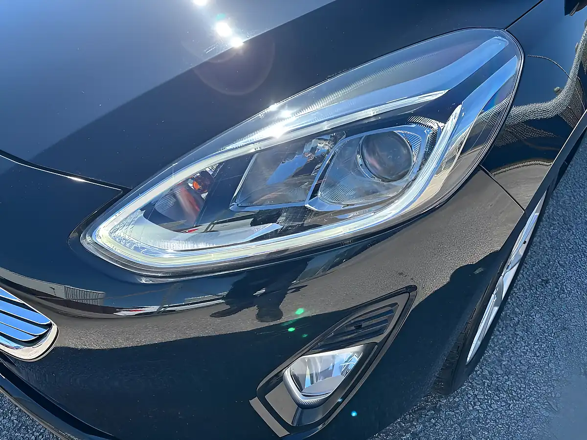 Used 2017 Ford Fiesta Titanium Black - Interior and Exterior details 17