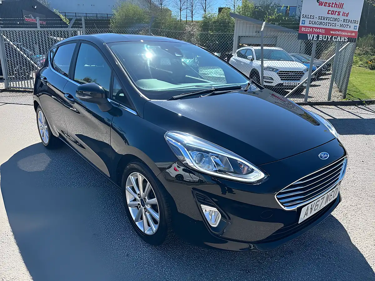 Used 2017 Ford Fiesta Titanium Black - Interior and Exterior details 5