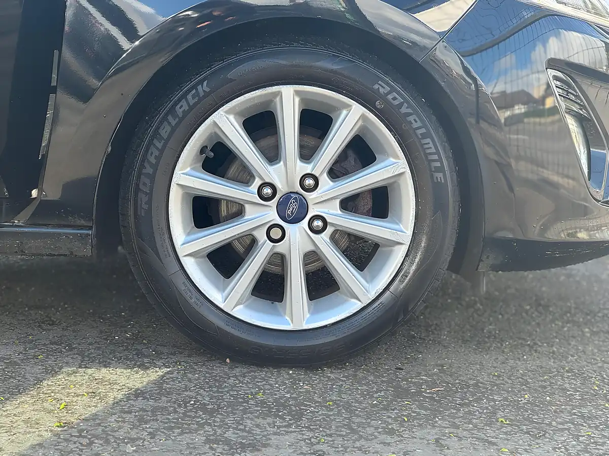 Used 2017 Ford Fiesta Titanium Black - Interior and Exterior details 14