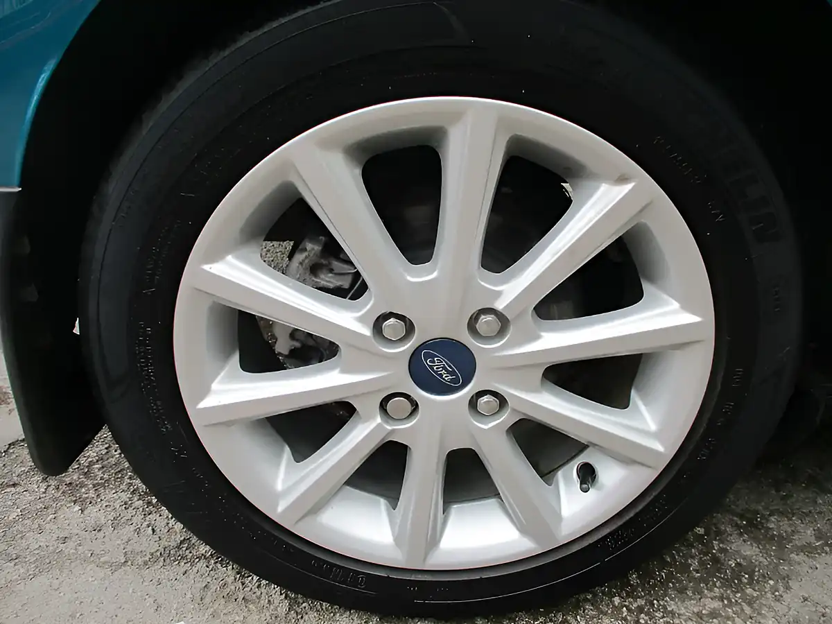 Used 2017 Ford Fiesta Titanium Blue - Interior and Exterior details 11