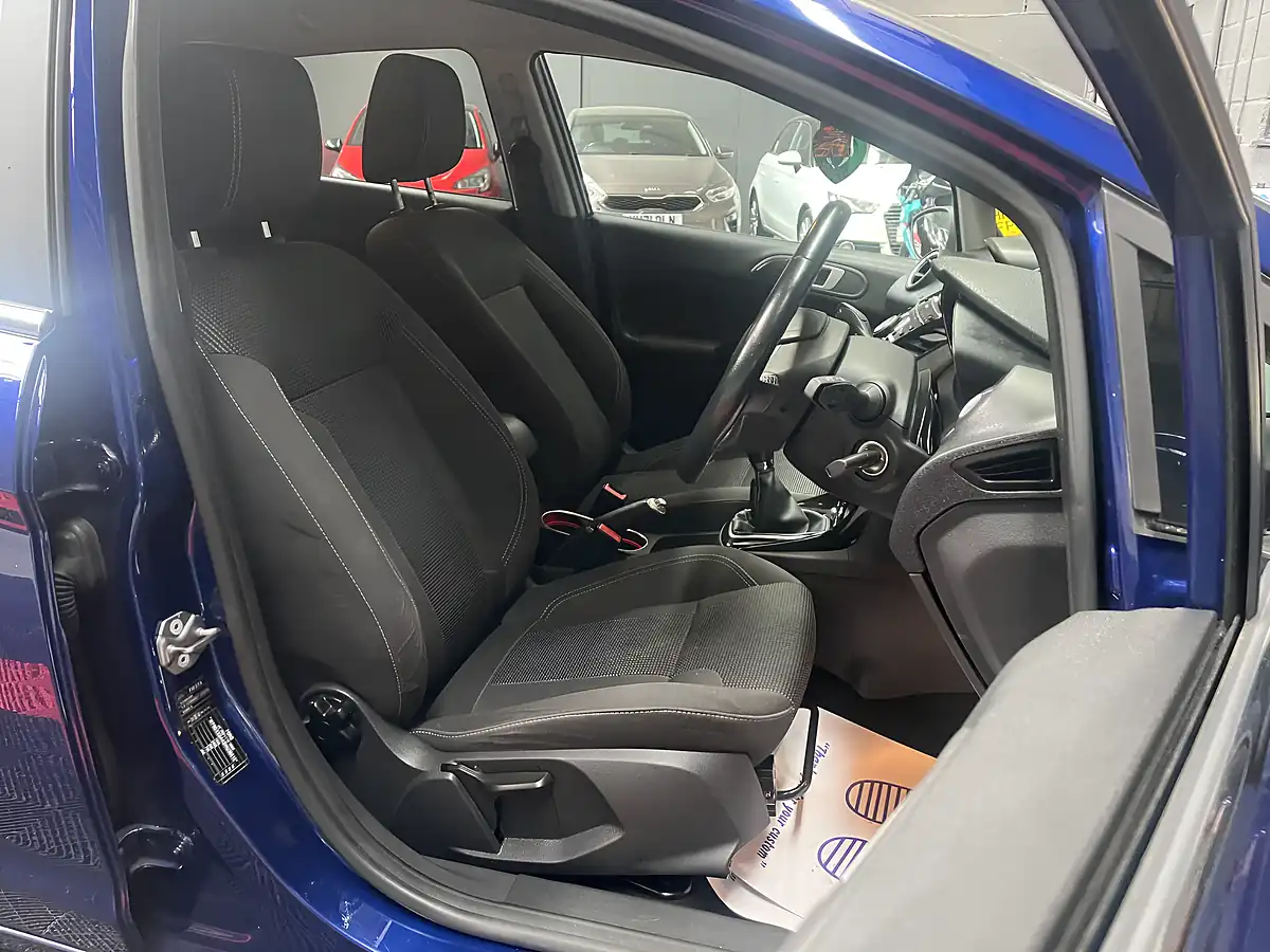 Used 2017 Ford Fiesta Titanium Blue - Interior and Exterior details 15