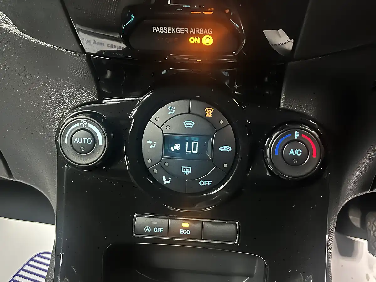 Used 2017 Ford Fiesta Titanium Blue - Interior and Exterior details 20