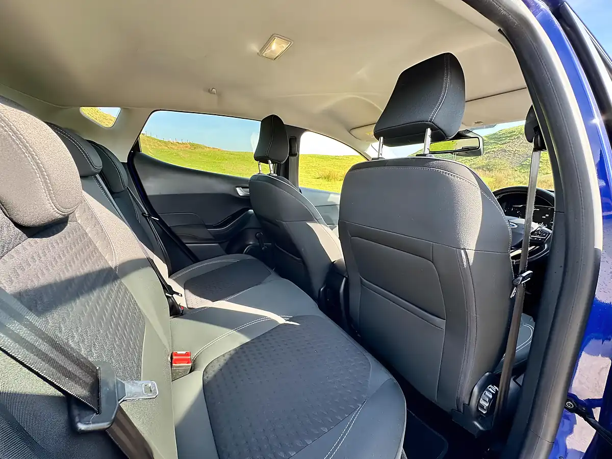 Used 2017 Ford Fiesta Titanium Blue - Interior and Exterior details 15