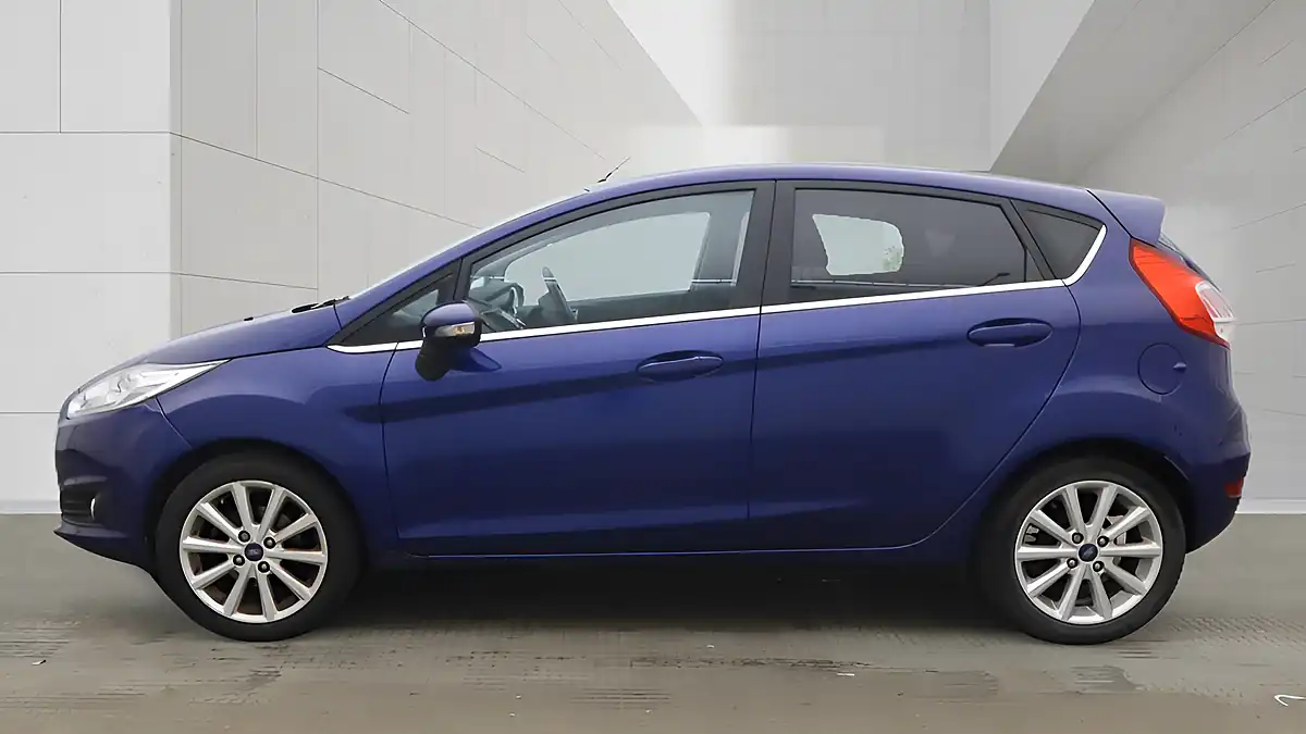 Used 2017 Ford Fiesta Titanium Blue - Interior and Exterior details 6