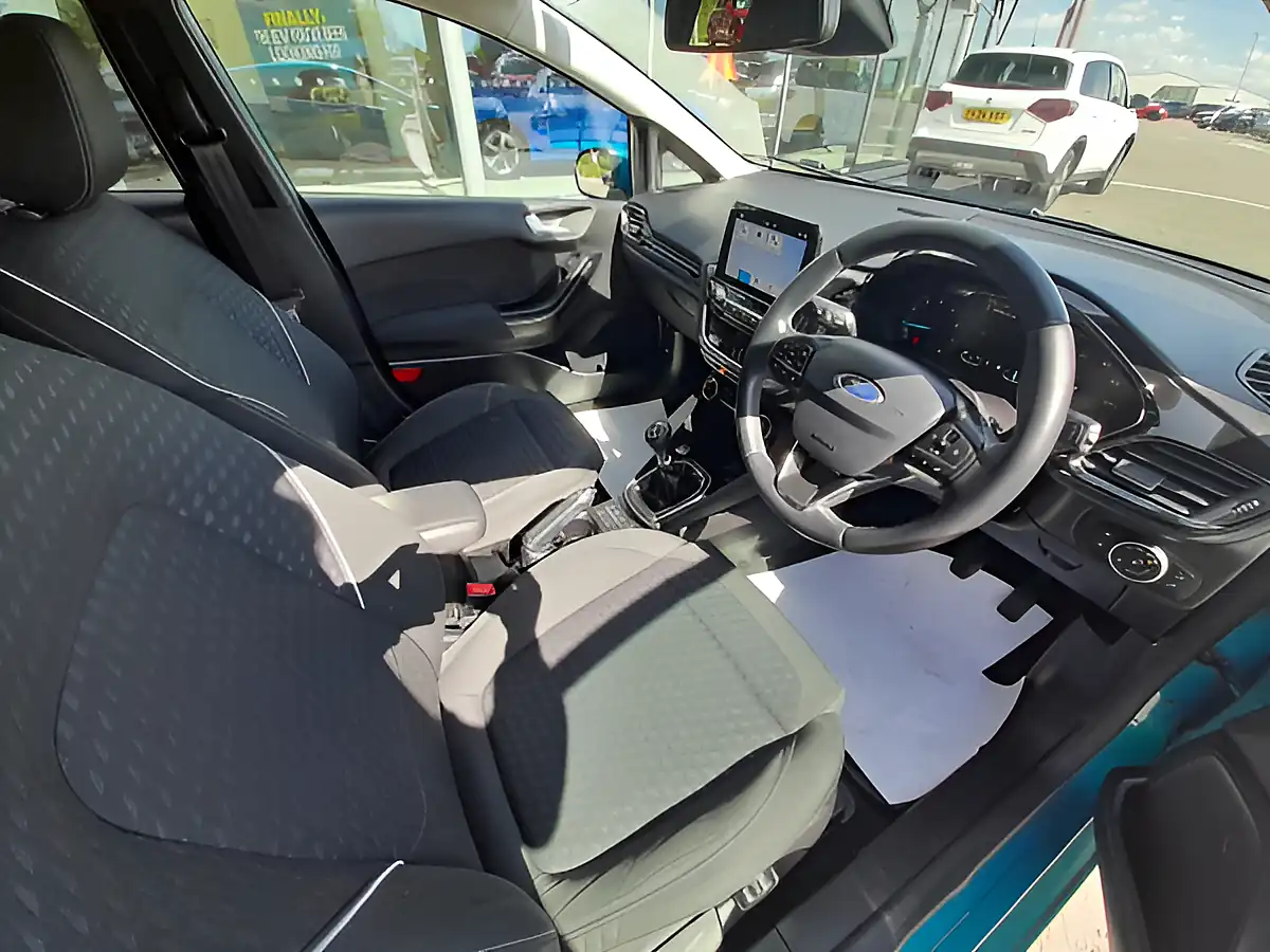 Used 2017 Ford Fiesta Titanium Blue - Interior and Exterior details 13