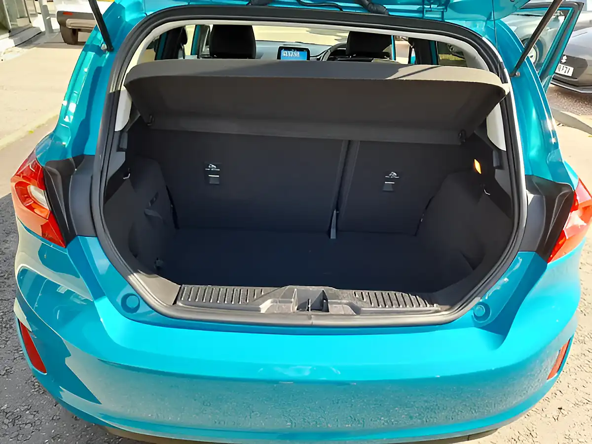 Used 2017 Ford Fiesta Titanium Blue - Interior and Exterior details 7