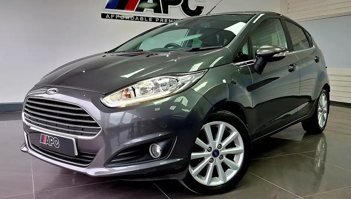 Used 2017 Ford Fiesta Titanium Grey - Interior and Exterior details 10