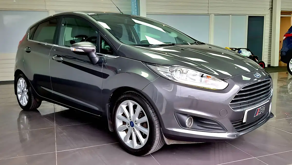 Used 2017 Ford Fiesta Titanium Grey - Interior and Exterior details 7