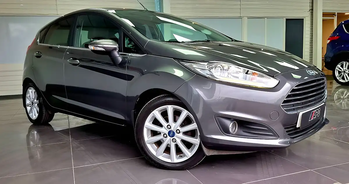 Used 2017 Ford Fiesta Titanium Grey - Interior and Exterior details 9