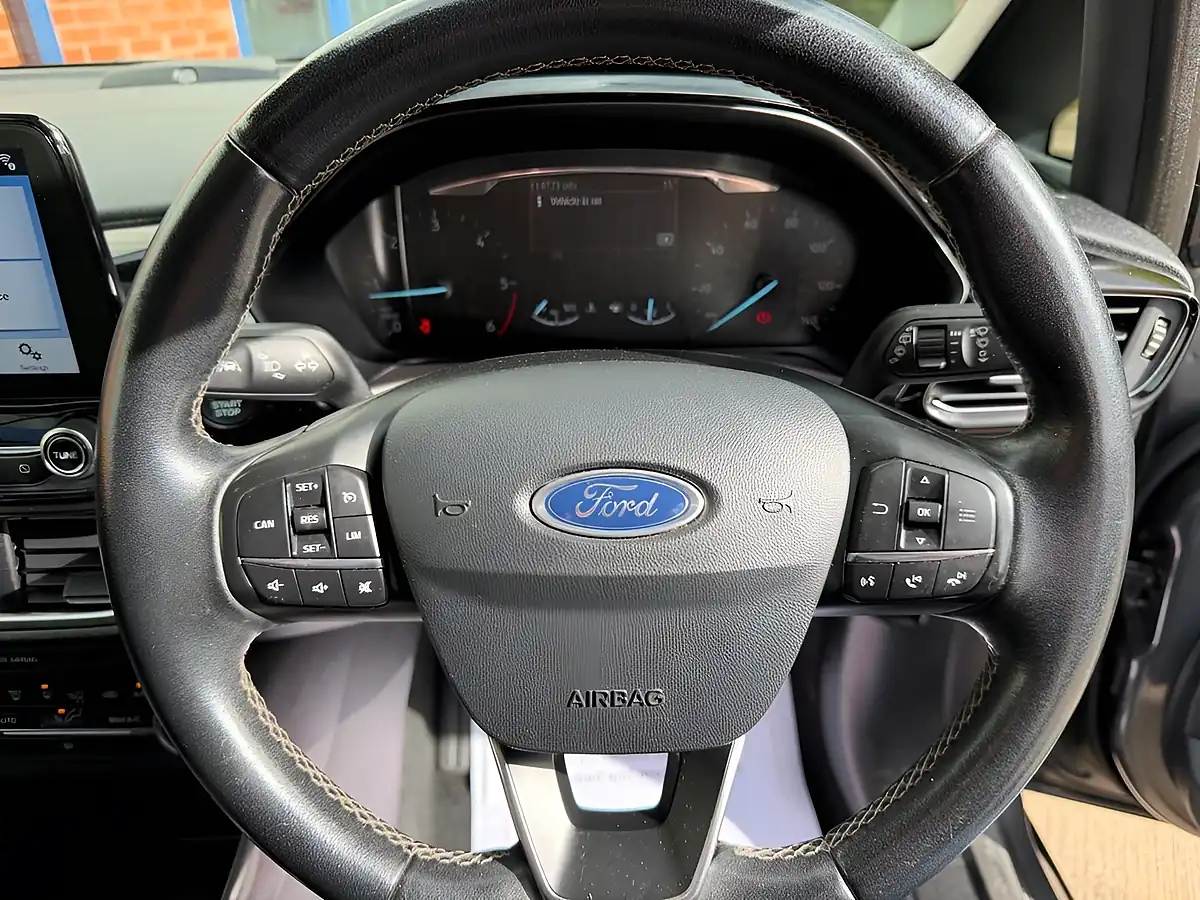 Used 2017 Ford Fiesta Titanium Grey - Interior and Exterior details 11
