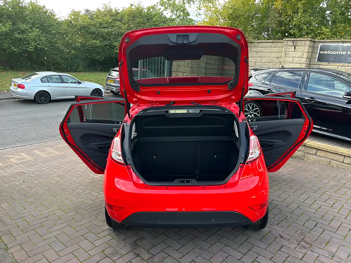 Used 2017 Ford Fiesta Titanium Red - Interior and Exterior details 19