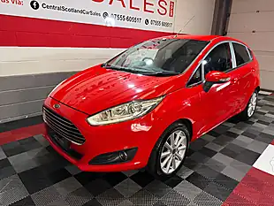 Used 2017 Ford Fiesta Titanium Red - Interior and Exterior details 11